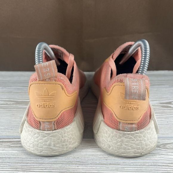 Adidas NMD Women’s Pink Peach Shoes Sneaker Size 6.5 - Picture 5 of 10